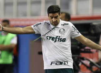 Abel pode não participar de possível final do Palmeiras na Libertadores Início